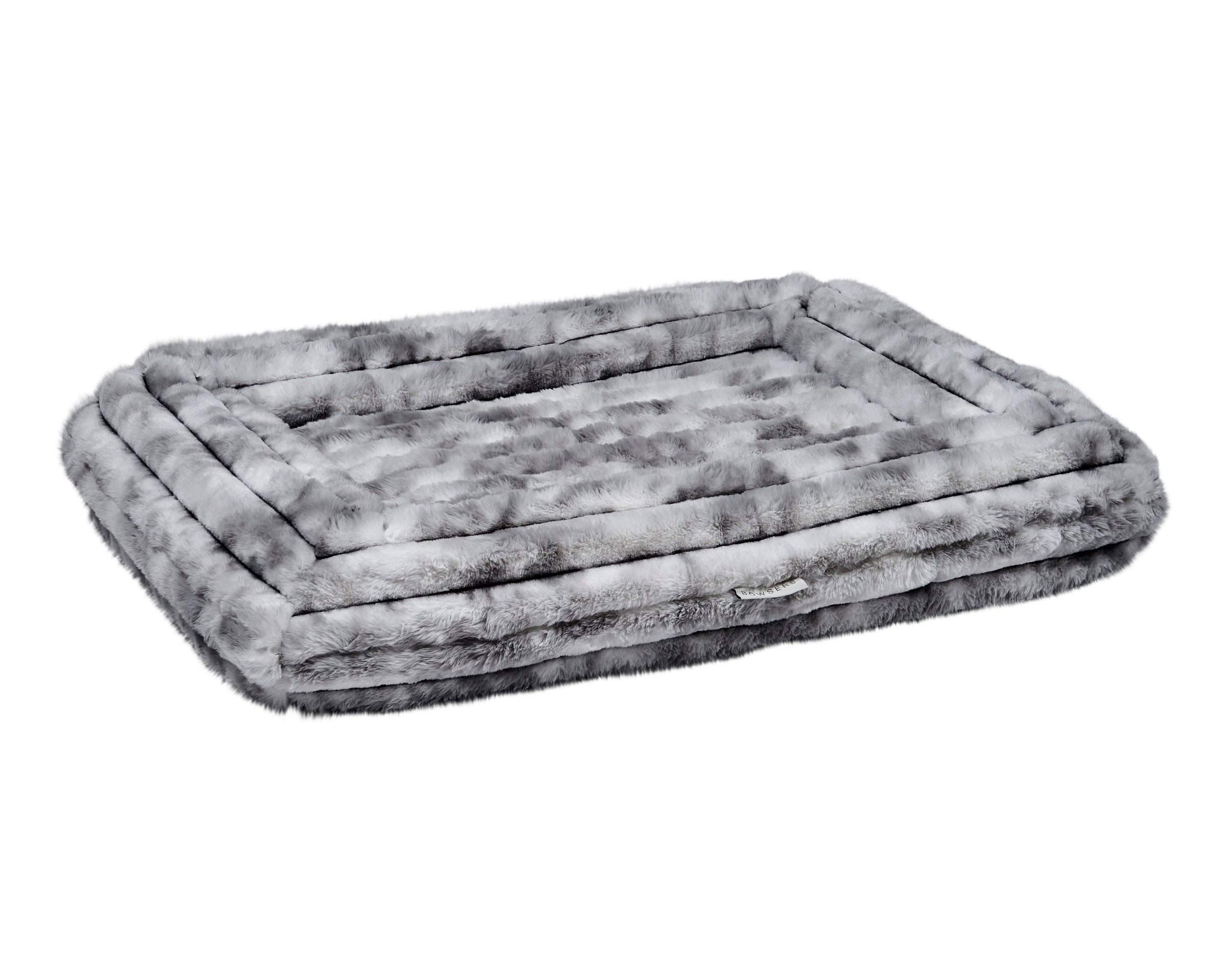 Hugo Futon | Silver Fox Faux Fur