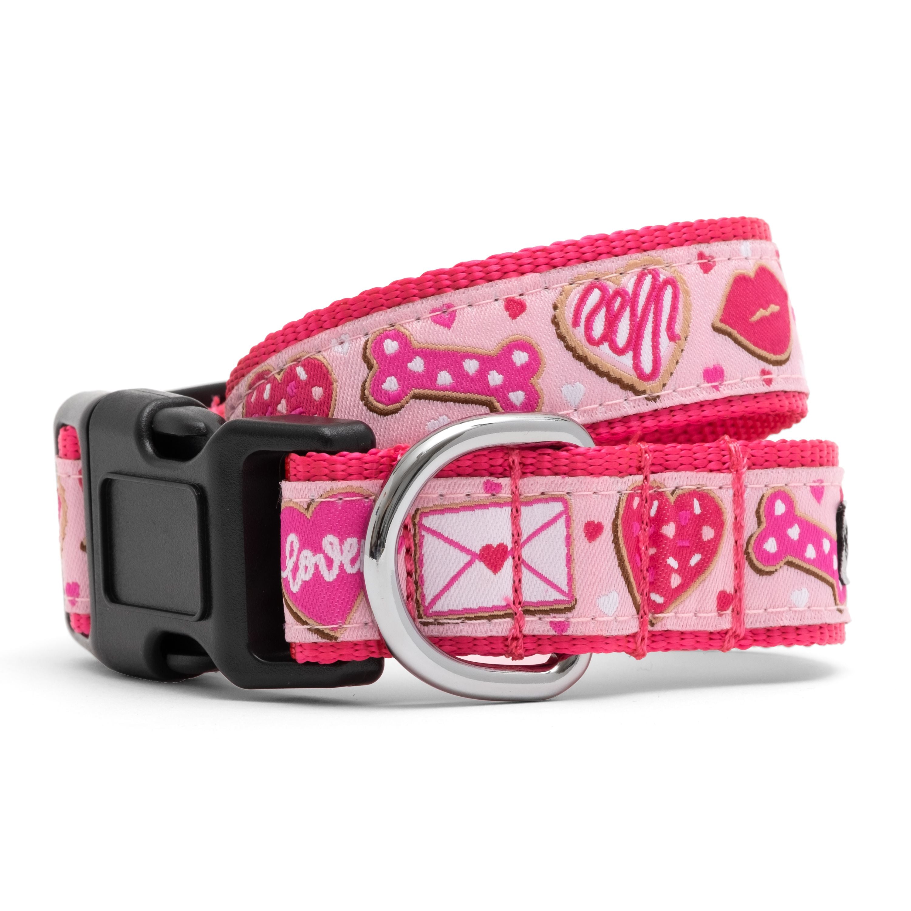 love-and-kisses-valentines-day-dog-collar